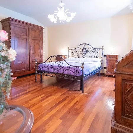 Casale Geos